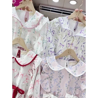 ป้าย Lilly เสื้อผ้าบับเบิ้ลพิมพ์ลายคอบัวแต่งกุ้นสี ระบายข้าง แต่งโบว์ผูกน่ารัก ๆ อก 42 นิ้ว