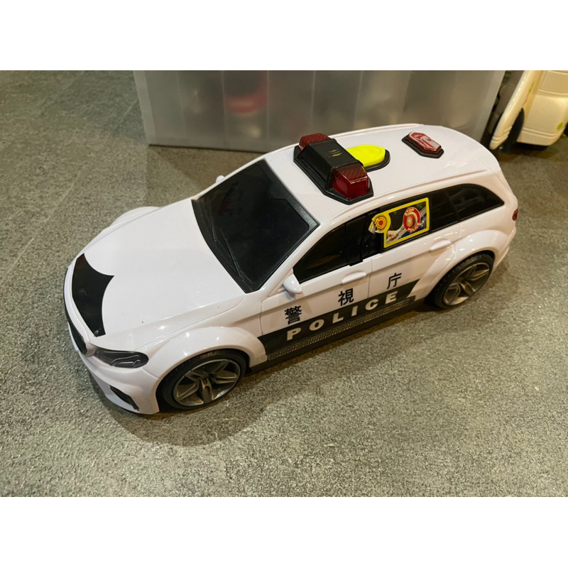 Dickie Toys police car (model: Mercedes AMG E43)