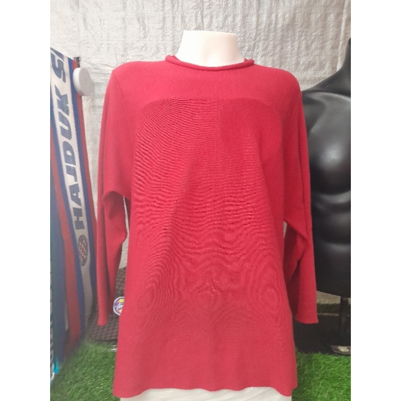 A55 เสื้อไหมพรมมือสอง รอบอก. 40 ยาว.25 (สินค้ามือสองบางชิ้นมีตำหนิกรุณาอ่านรายละเอียด)