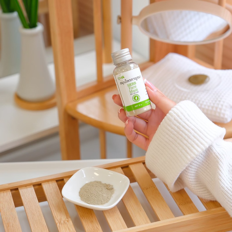 สมุนไพรกาญจนา สมุนไพรพอกหน้า แต้มสิว สครับ ของแท้