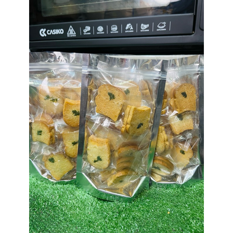 ขนมปังกรอบเนยสดกระเทียม3ถุง