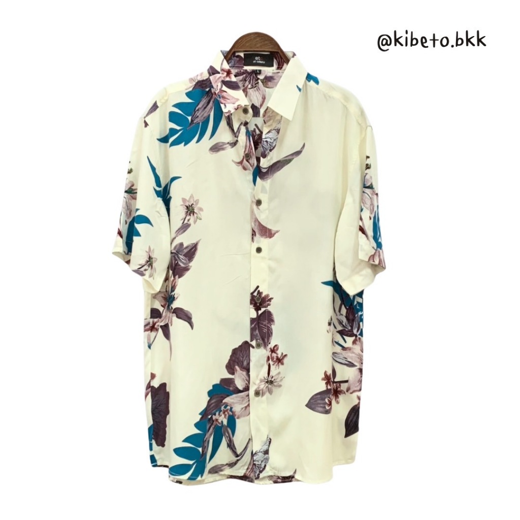 kibeto เสื้อฮาวาย ลายชบาพื้นครีม ผ้าสปันเรยอน เนื้อนิ่ม ใส่สบาย