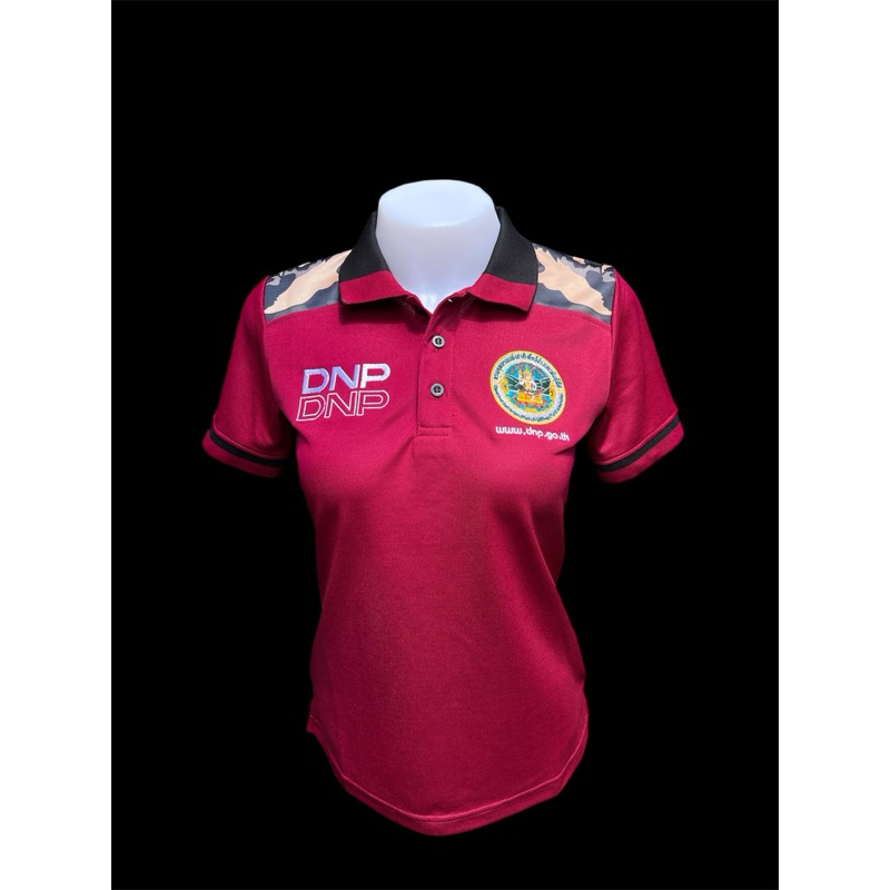 เสื้อโปโลสีแดงปักตรากรมอุทยาน