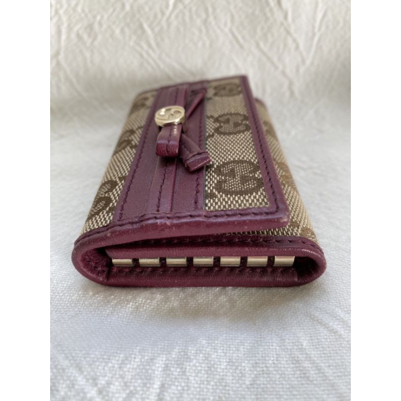 Gucci  key ringกระเป๋าใส่กุญแจ gucci ยังไม่ได้ใช้งาน 6,900