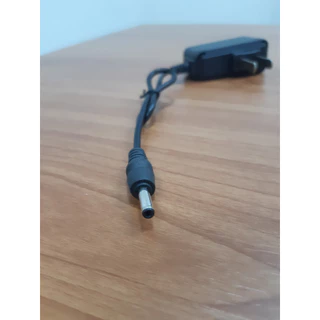 3.สายชาร์ตไฟฉายคาดหัว โกนหนวด สายชาร์จไฟฉายคาดศรีษะ 4.2 V 0.5 A หัวแบน2รูและหัวกลม1รู หน้าไฟ ชาร์ตหน้าไฟ