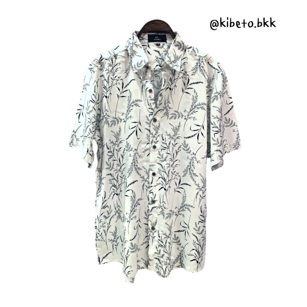Kibeto เสื้อฮาวาย ลายดอกหญ้า สีขาว ผ้าสปันเรยอน เนื้อนิ่ม ใส่สบาย M L XL 2XL 3XL