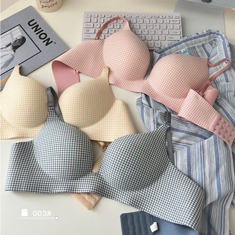 DOT-3🧋ชุดชั้นในผ้ายืด บราหลากสี บราไร้โครง มีฟองน้ำ ถอดสายได้ ยกทรงไร้โครง เสื้อชั้นใน ลายสวยใส่สบาย 🧋