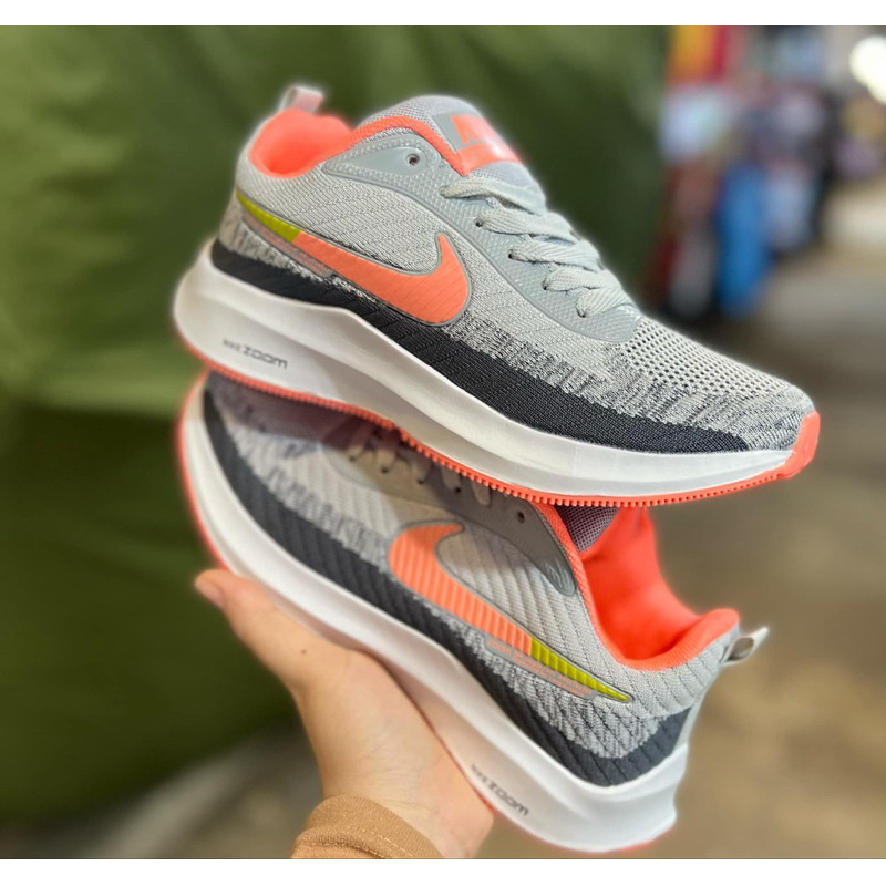 รองเท้าผ้าใบ มี10สี ไซด์36-45ให้เลือก(แนะนำให้สั่งเผื่อ1ไซร้) ใส่ได้ทั้งผู้หญิงและผู้ชาย