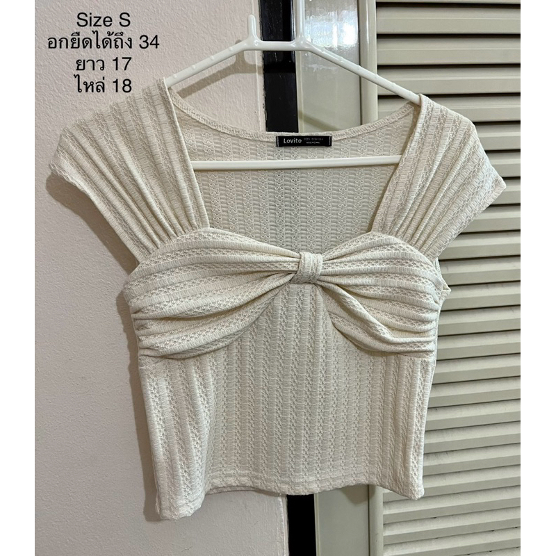 ส่งต่อ‼️Lovito เสื้อผู้หญิง แต่งโบว์ สีพื้น สไตล์น่ารัก สีแอปริคอต Size S / EU 34 / US 4 ~ ขนาดตามภา