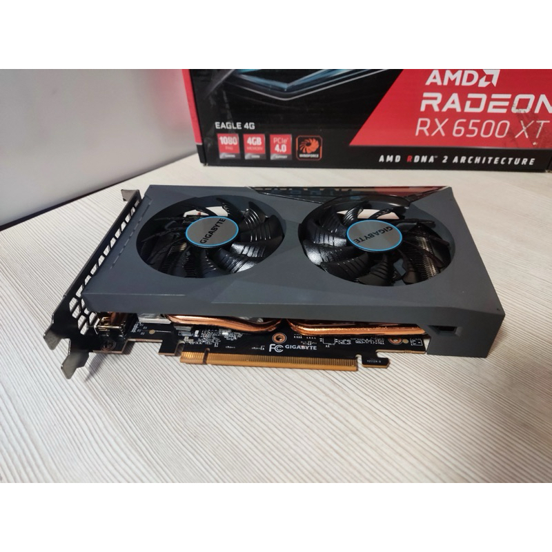 Gigabyte rx6500xt 4gb(มีกล่อง)