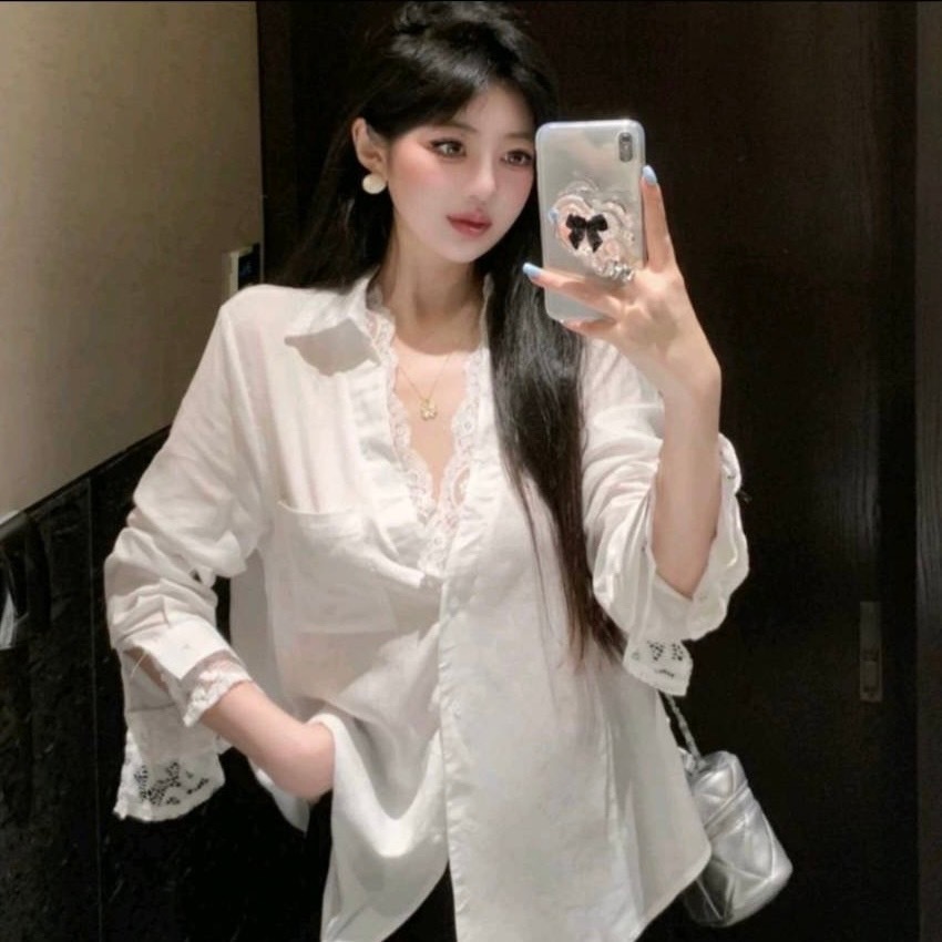 เสื้อเชิ้ตสไตล์เกาหลี ผ้าไหมอิตาลี ใส่สบาย แต่งลูกไม้แขนยาวกระดุมหน้า A5245