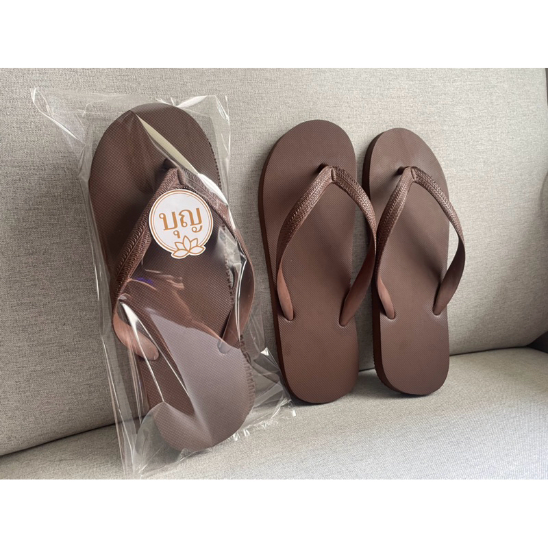 พร้อมส่ง✨รองเท้าแตะสำหรับถวายพระสงฆ์สีน้ำตาลเข้มราคาคู่ละ99บาท