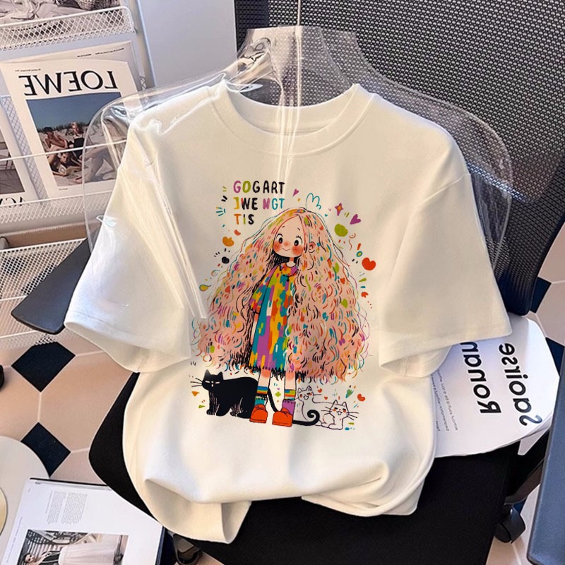 Basi🚀เสื้อยืด oversize ผู้หญิง แขนสั้น สไตล์เกาหลี ผ้า cotton100% เกรดพรีเมียม ลายเด็กน้อยน่ารัก☃️ มินิมอล สีขาว-ดำ