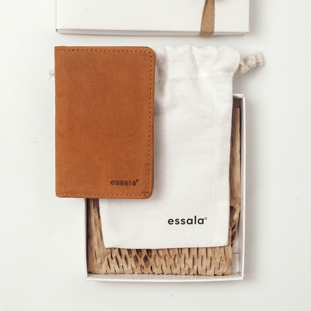 Essala - Special Gift ชุดของขวัญ LUCASBOX กระเป๋าใส่บัตรหนังแท้