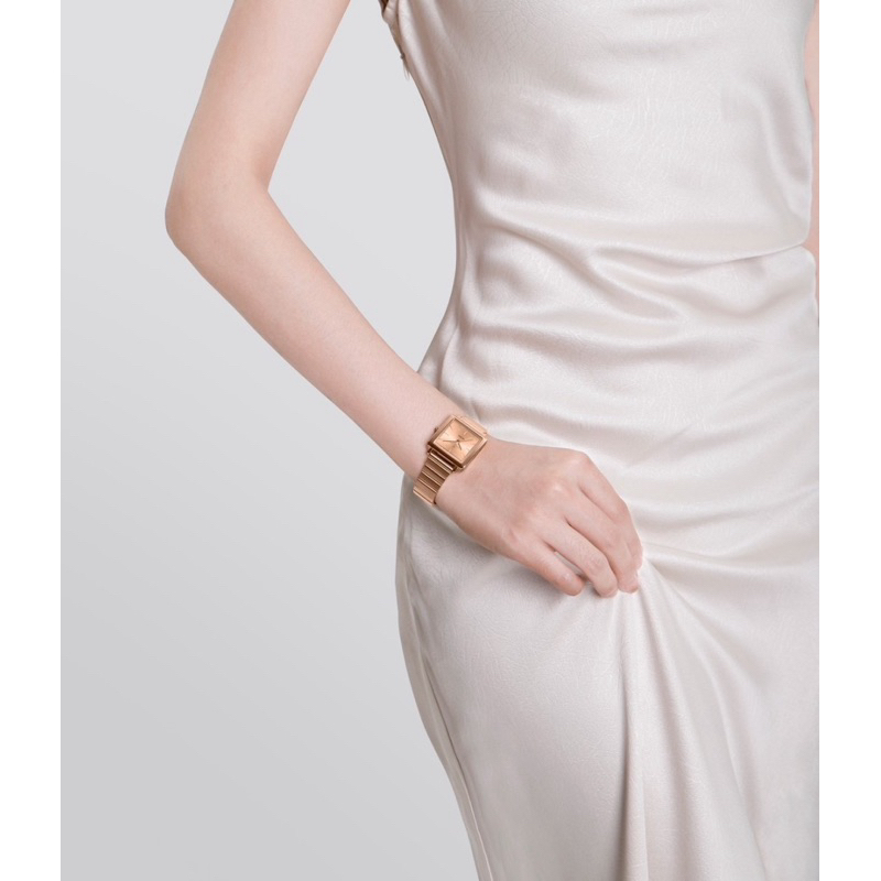 นาฬิกาข้อมือผู้หญิง Naviforce NF5048 กันน้ำ 30M ของแท้100% ประกันศูนย์ไทย 1 ปี สวยหรูมากคุณน๊า🩷