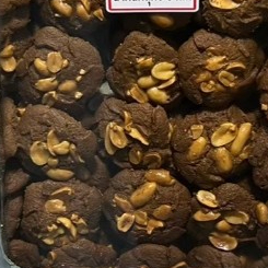 *ขนมปี๊บแบ่งขาย* คุกกี๊ช็อคพีนัท พีนัทอร่อย  ขนาด 250g 500g และ 1000 กรัม ใส่ถุงซิปล็อก