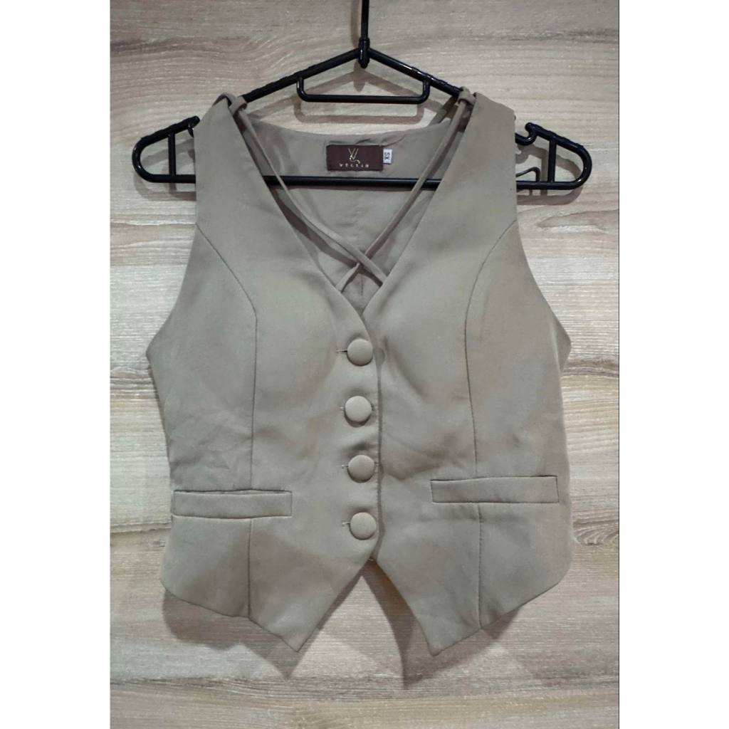 ส่งต่อชุดเซ็ต จากแบรนด์ Vellis_Closet