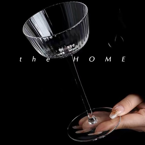 【พร้อมส่งในไทย】Martini glass Cocktail แก้วค็อกเทลทรงาสูง รุ่นลายทาง