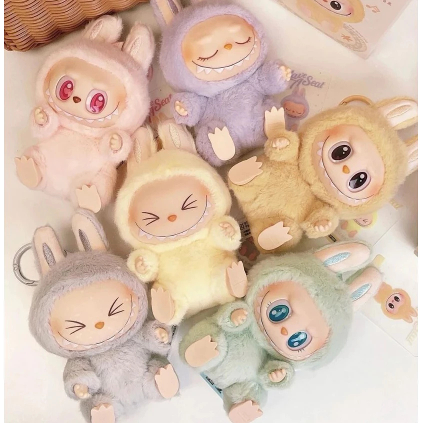 【ของแท้】LABUBU V2 THE MONSTERS Have a Seat Vinyl Secret นั่งปาร์ตี้ตุ๊กตาไวนิล Mystery Box ของขวัญวันเกิดรุ่นที่ 2