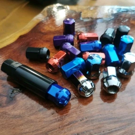 🚩12.12(ร้านค้าส่งไว)​น็อตล้อรถยนต์ซิ่ง​ เกลียว1.25​ เบอร์17 น็อตทรง​ Rays