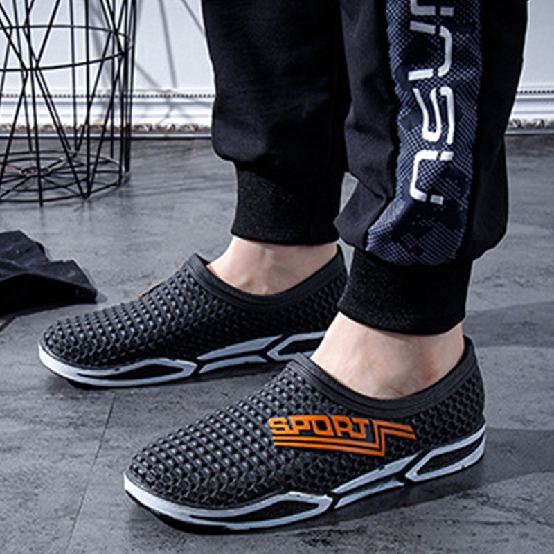 Tnicoo ลดแรง รองเท้ายาง ทรงผ้าใบแบบสวมผู้ชาย ดีไซน์สบายๆ เหมาะกับทุกกิจกรรม วัยไหนก็ควรมีไว้แมทซ์ วัสดุยางนิ่ม ทรงสวย