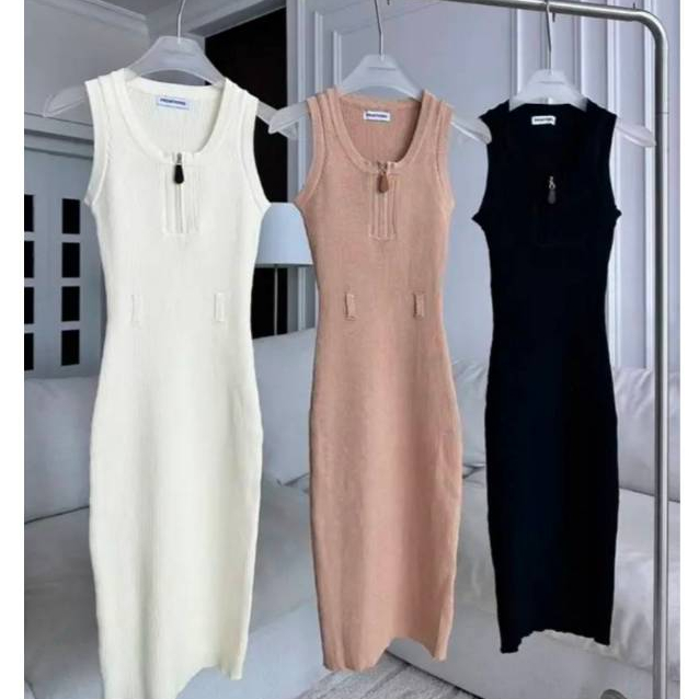 PTA-2443 ชุดเดรสไหมพรมแขนกุดแต่งซิปด้านหน้า (มีเข็มขัดให้) PROMTHONG