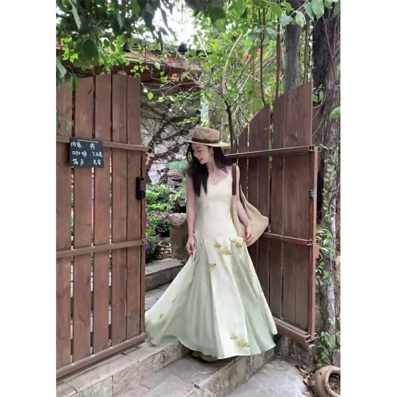 💢ส่งต่อ💢 เดรสป้าย Y.JIA