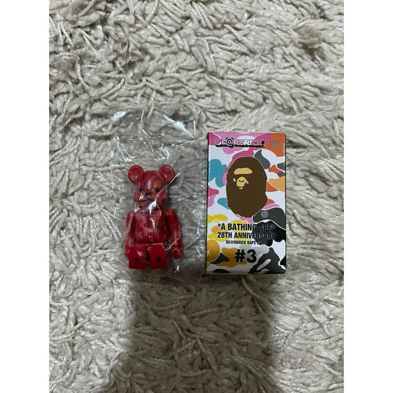 Bearbrick 100% : BAPE camo 28th anniversary Series 3 Medicom toy
