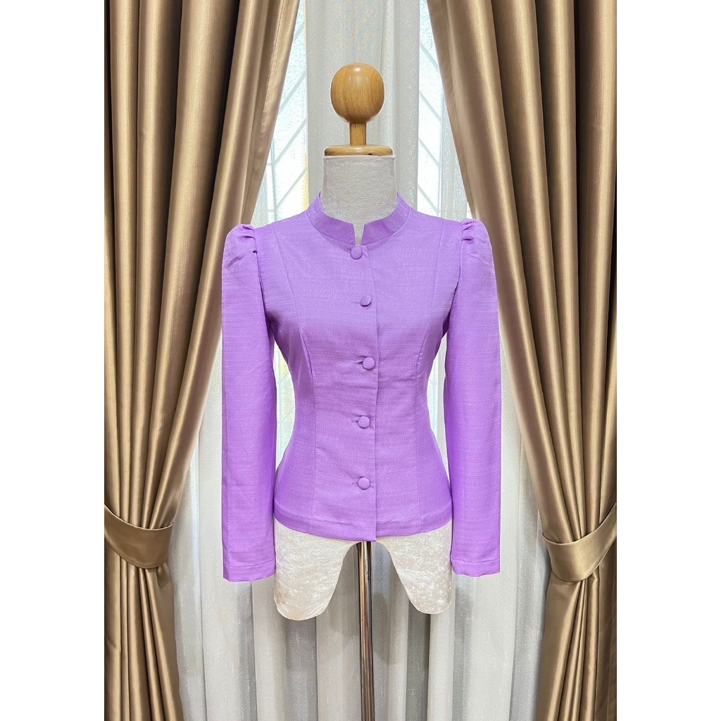 เสื้อไหมลาว ทรงไทยจิตรลดา คอจีน แขนยาว อัดผ้ากาวดันทรงทั้งตัว อก 34-44 มีสีให้เลือกเยอะ ราคา ถูกที่สุด ดีลบีเคเค แกลเลอรีภาพที่ 9
