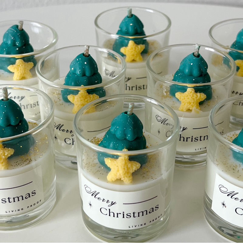 Living Proof เทียนหอมต้นคริสมาสต์ กลิ่น Christmas