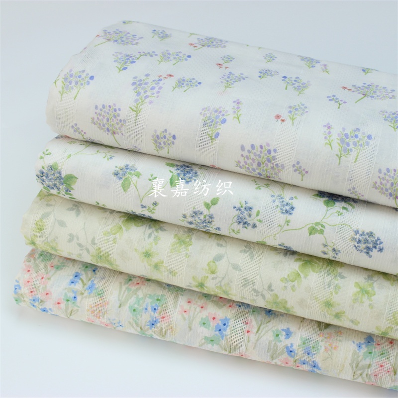 Preorder-ผ้าคอตตอนJacquard(ทอลายในเนื้อผ้า) คอตตอน100% หน้ากว้าง 145ซม. ผ้าเมตรนำเข้า