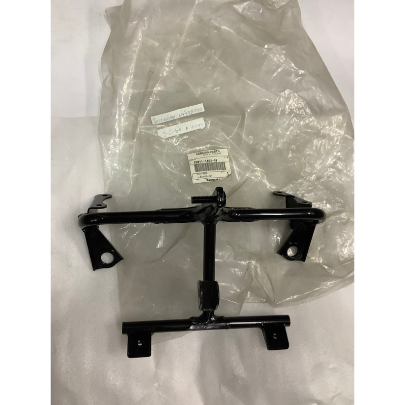 โครงหน้ากากเเท้รุ่นKawasaki-KR150*4097-890