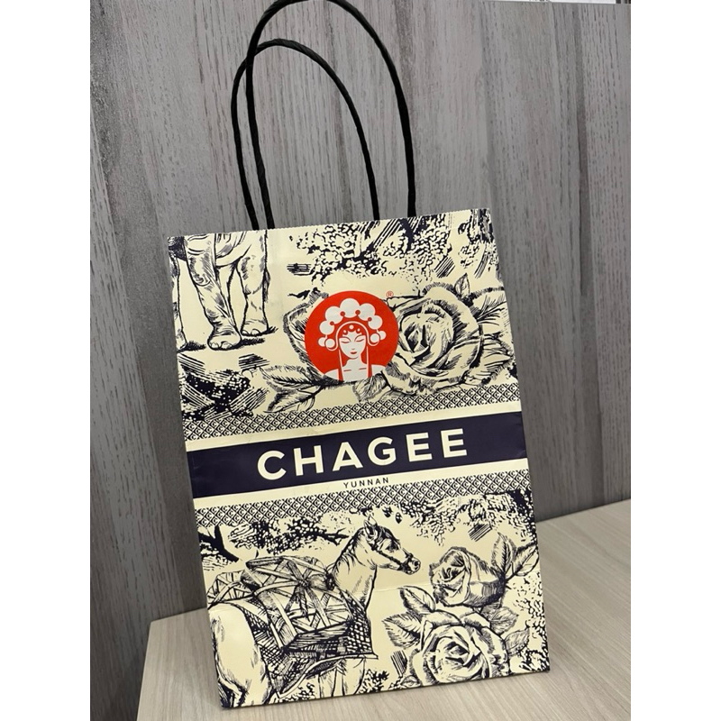 ถุงกระดาษ ขนาด 28x20x12 cm ส่งต่อ