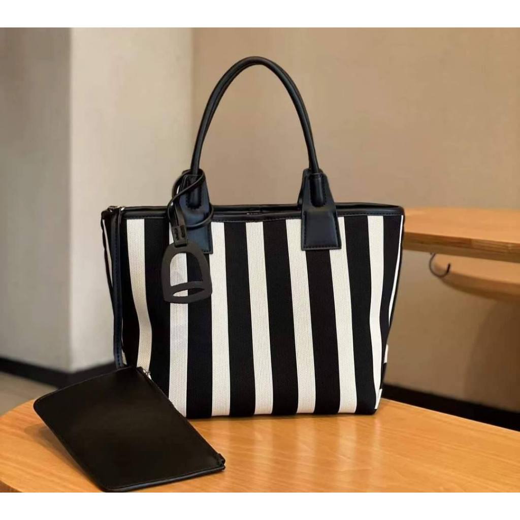รุ่น CAYLA [ เซ ล่า ] ราคา 1490บาท ผ้าCanvas เกรดA แบรนด์ Cocoposhspice london