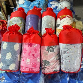 (ยกถุง5/10ผืน)ผ้าห่มนาโน5ฟุตคละสีคละลายใส่กระเป๋าน่ารักๆทำเป…