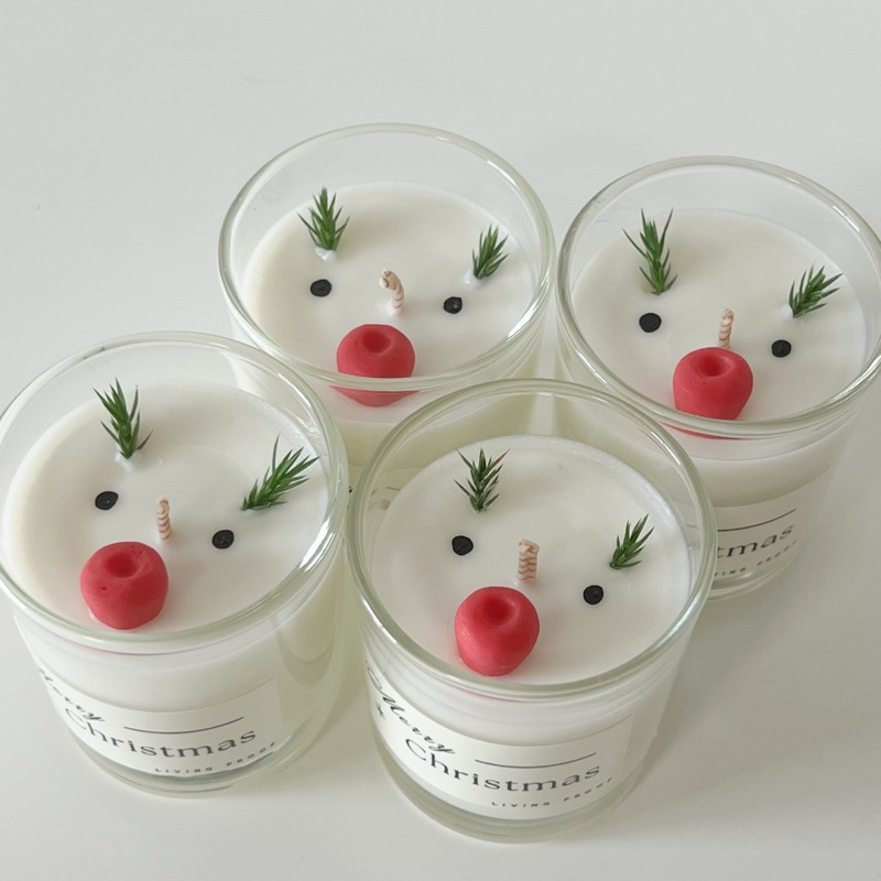 Living Proof เทียนหอมเรนเดียร์ (Pear Freesia)