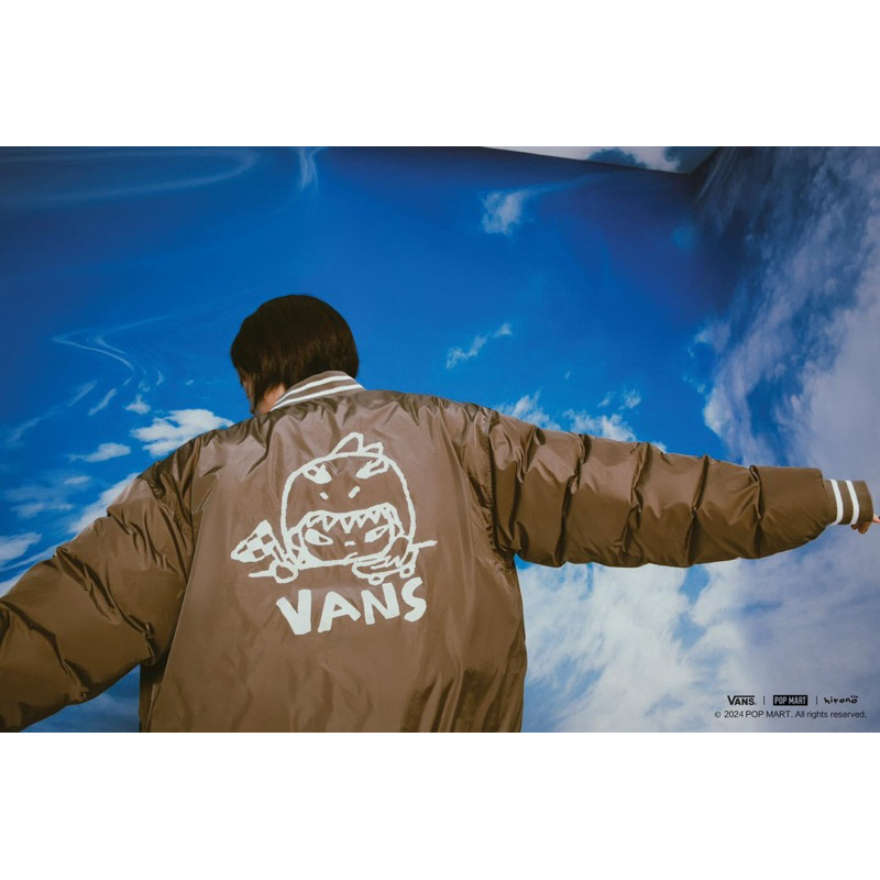 โค๊ดไลฟ์ลด 100.- |  เสื้อแขนยาว Vans x Hirono ( XL อก 54 )