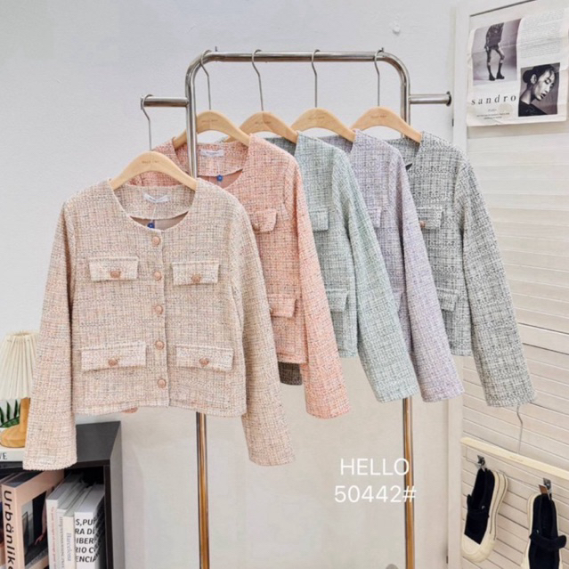 เสื้อคลุมทวิตแขนยาวคอกลม กระดุมหน้า แต่งกระเป๋าหลอกด้านบน ด้านล่างใช้งานได้จริง #H50442