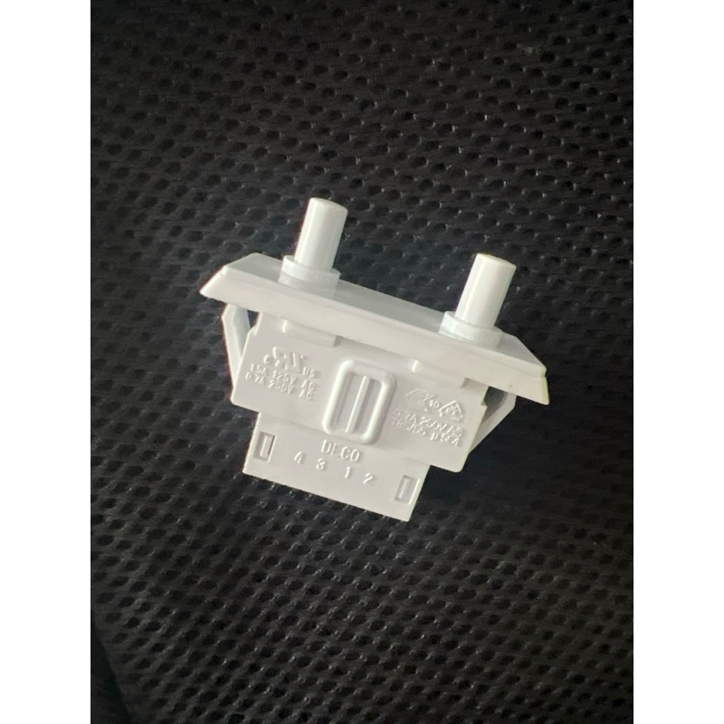 Doorswitch สวิทช์ประตูตู้เย็น Toshiba Mitsubishi 2ปุ่ม 4ขา สวิทช์ประตู