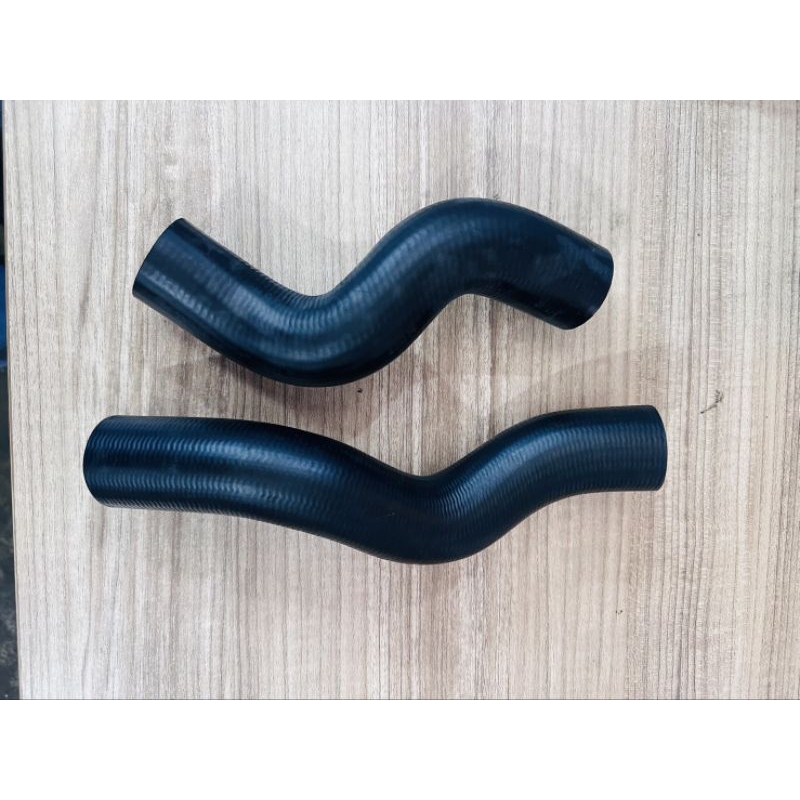 ท่อยางหม้อน้ำบน-ล่าง ISUZU D-MAX 2.5-3.00cc. ปี2005-2007 COMMONRAIL (ขนาดรูใน36มิล)