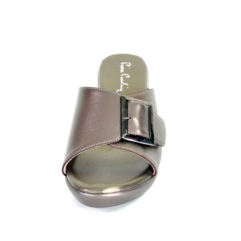 Pierre Cardin รองเท้าผู้หญิง รองเท้าส้นสูง นุ่มสบาย ผลิตจากหนังแท้ สีเมทัลลิคบรอนซ์ รุ่น 31PS802