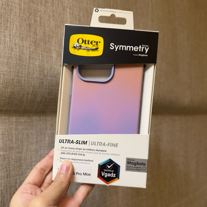 [แถมอีก 1 ชิ้น] ส่งต่อ เคส OtterBox รุ่น Symmetry Magnetic สำหรับ iPhone 15 Pro Max