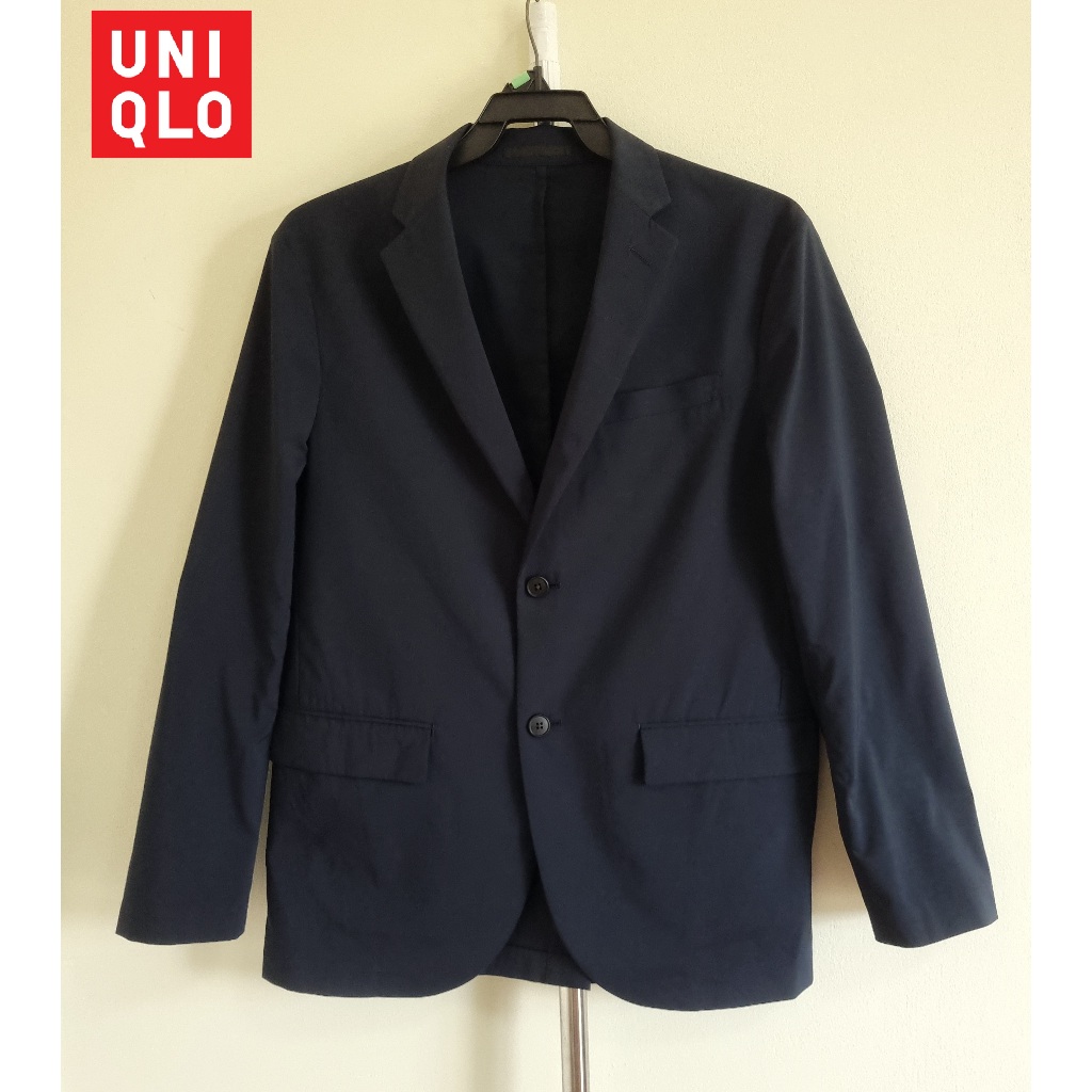 UNIQLO เสื้อสูท สีกรมดำ อก 41 นิ้ว มือสอง