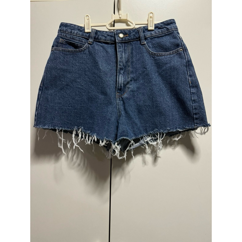 ส่งต่อ กางเกงยีนขาสั้น zara