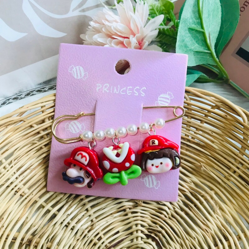 🍄เข็มกลัด มาริโอ้น่ารักมากๆ ติดเสื้อผ้า กระเป๋า (พร้อมส่ง)