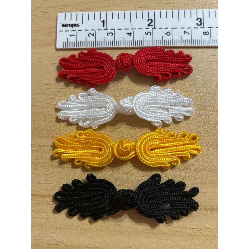 กระดุมจีน  ขนาด 6.5-7เซน / 40ชิ้น/120 บาท
