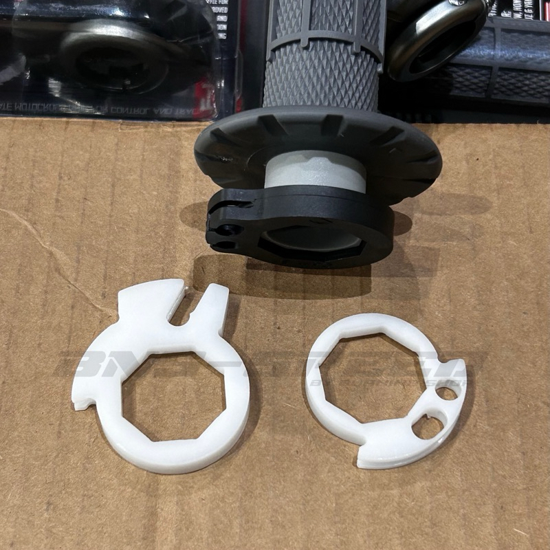 แคลมป์ Lock-on ปลอกแฮนด์ ODI สำหรับใส่ประกับเดิม CRF250/300, KLX140/KLX110