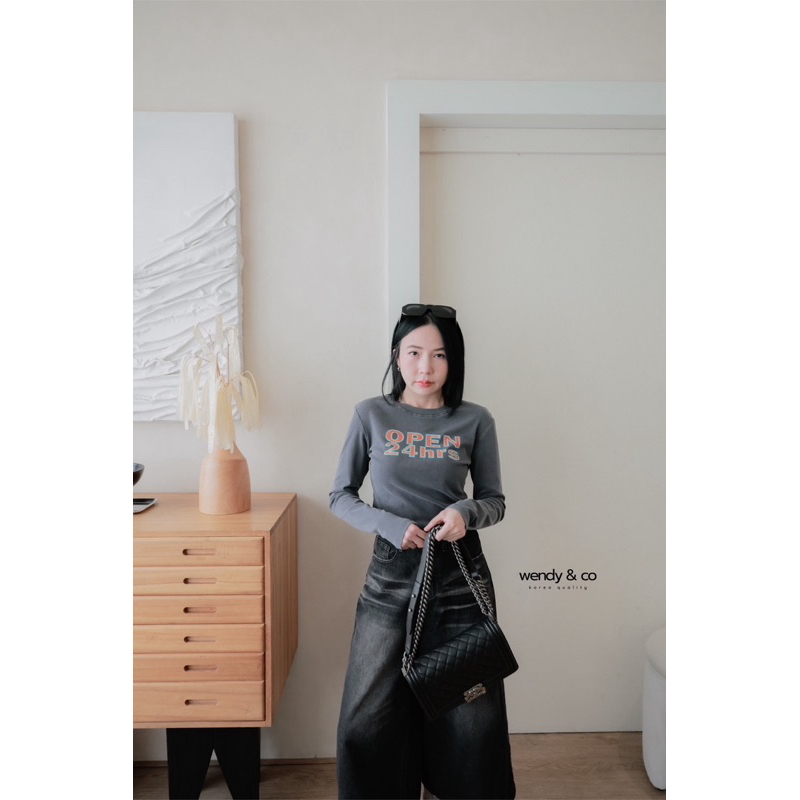ꫛꫀꪝ  🇰🇷  Long-sleeved T-Shirt  เสื้อยืดคอกลมแขนยาว สกรีน Open 24 hrs ผ้าฟอกยืดคอตตอนนุ่ม