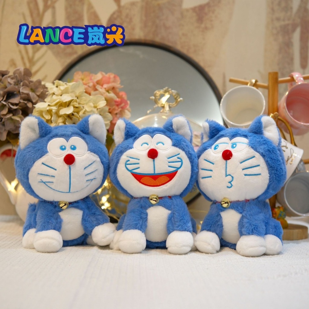 ตุ๊กตาโดเรม่อนมี 3 แบบจ้า