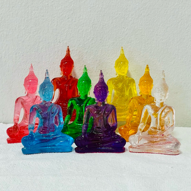 พระประจำวันเกิด พระปางปราบมาร 7 สีประจำวันเกิดและสีใส เสริมศิริมงคลให้อยู่เย็นเป็นสุข